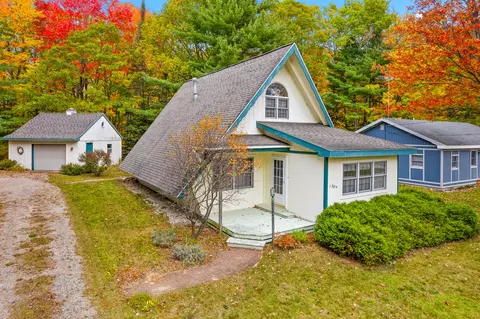 1984 Sunset Drive Gaylord Mi 49735 Dr, Gaylord, MI 49735