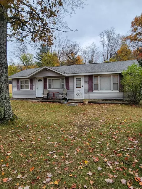 10910 Johnston Blvd, Saint Helen, MI 48656
