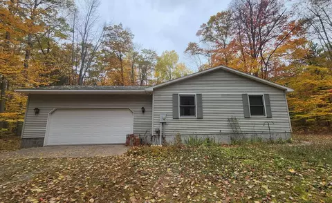 891 Thomas Cir, Lincoln, MI 48742