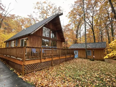 351 Michaywe Drive Gaylord Mi 49735 Dr, Gaylord, MI 49735