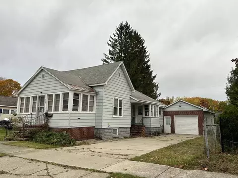 315 Tuttle St, Alpena, MI 49707
