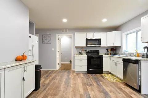 3564 W Lansing Rd, Roscommon, MI 48653 photo 11
