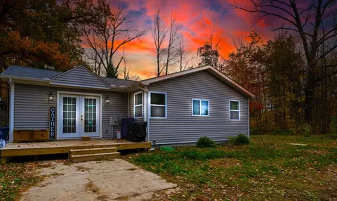3564 W Lansing Rd, Roscommon, MI 48653 photo 3
