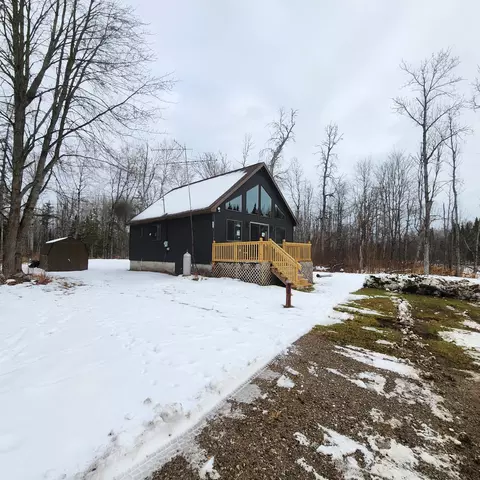 4292 E Clauss Row, Pickford, MI 49774 photo 3