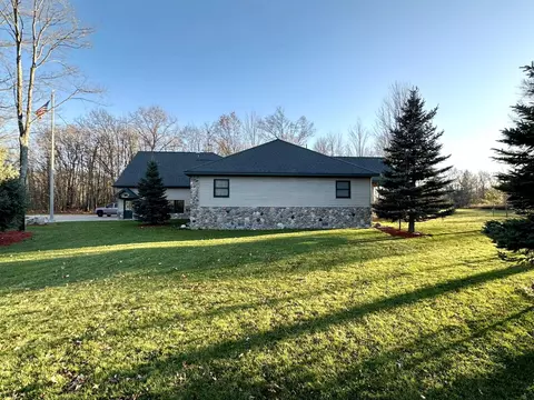 6370 Fox Run Dr, Grayling, MI 49738 photo 54