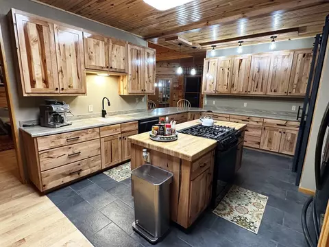 6370 Fox Run Dr, Grayling, MI 49738 photo 4