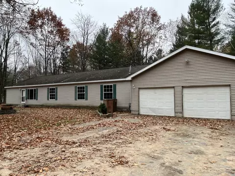 5498 Pueblo Trail Gaylord Mi 49735 Trl, Gaylord, MI 49735