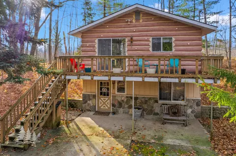 13169 Caulkins Lake Rd, Johannesburg, MI 49751