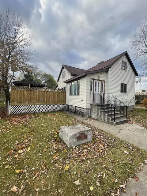726 Long Lake Ave, Alpena, MI 49707