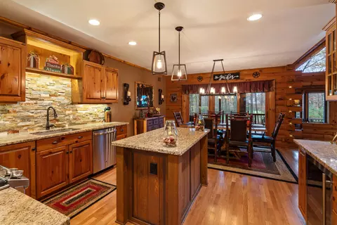 6541 Link Blvd, Indian River, MI 49749 photo 7