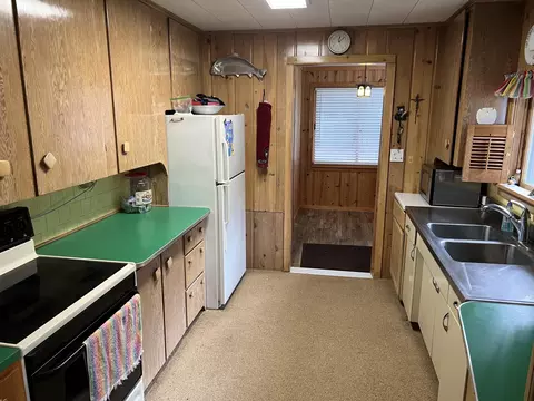 1971 E Higgins Lake Drive Roscommon Mi 48653 Dr, Roscommon, MI 48653 photo 9