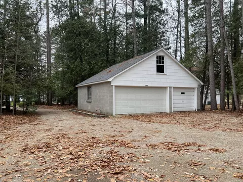 1971 E Higgins Lake Drive Roscommon Mi 48653 Dr, Roscommon, MI 48653 photo 19