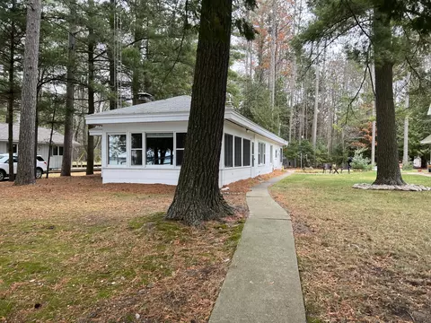 1971 E Higgins Lake Drive Roscommon Mi 48653 Dr, Roscommon, MI 48653 photo 20