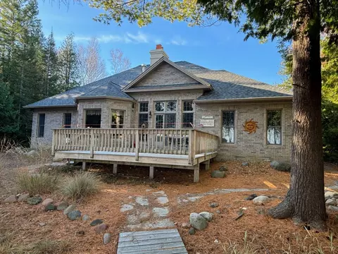 6305 E Grand Lake Rd, Presque Isle, MI 49777