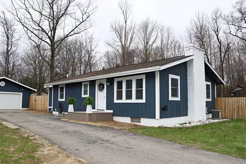 112 Briarwood Drive Prudenville Mi 48651 Dr, Prudenville, MI 48651