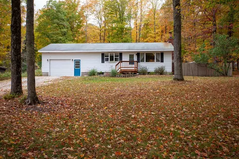 1296 River Rd, Beulah, MI 49617