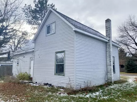 7864 Maple St, Vanderbilt, MI 49795 photo 4