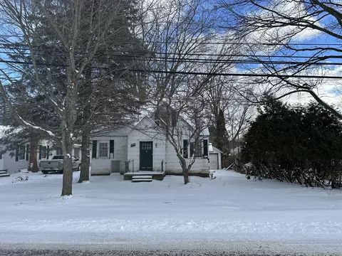 704 George St, Roscommon, MI 48653