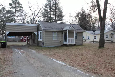 305 Pearl St, Mio, MI 48647