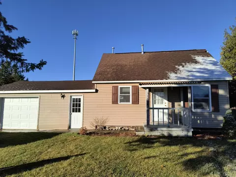 11608 M-65, Posen, MI 49776