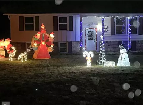 724 W Pine Briar Lane Gaylord Mi 49735 Ln, Gaylord, MI 49735