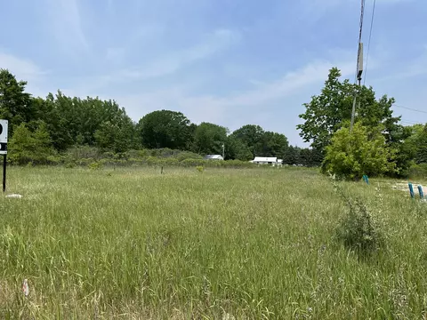 W Lake City Road, Houghton Lake, MI 48629