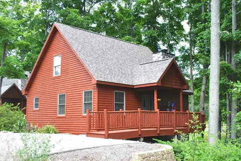 725 Woods Cabin Trail Gaylord Mi 49735 Trl, Gaylord, MI 49735