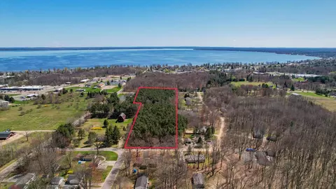 Loxley Road, Houghton Lake, MI 48629