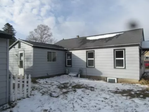 701 Maple Street Grayling Mi 49738 St, Grayling, MI 49738 photo 2