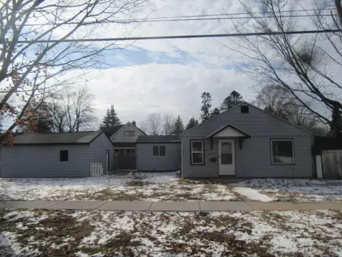 701 Maple Street Grayling Mi 49738 St, Grayling, MI 49738 photo 4