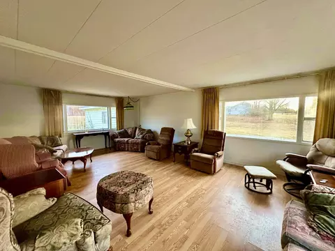 1605 E Spruce Rd, Spruce, MI 48762 photo 3