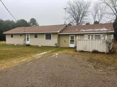1961 Trembley Drive Indian River Mi 49749 Dr, Indian River, MI 49749