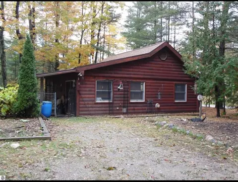 2144 Us 23 East Tawas Mi 48730, East Tawas, MI 48730