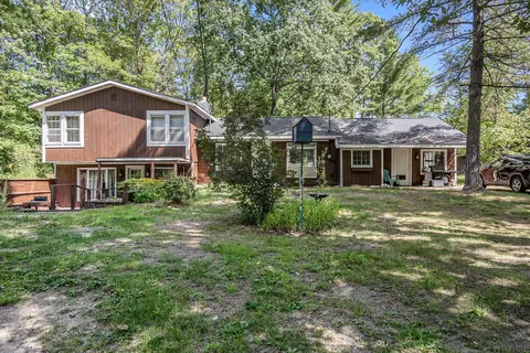 7802 E Sturgeon Valley Rd, Vanderbilt, MI 49795