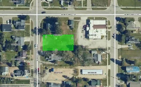 lot17 N Wisconsin Avenue Gaylord Mi 49735 Ave, Gaylord, MI 49735