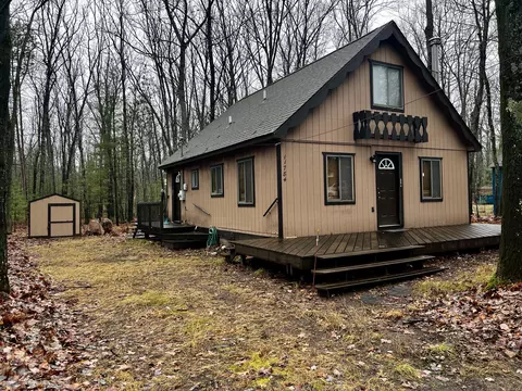 11784 Baric Dr, Roscommon, MI 48653