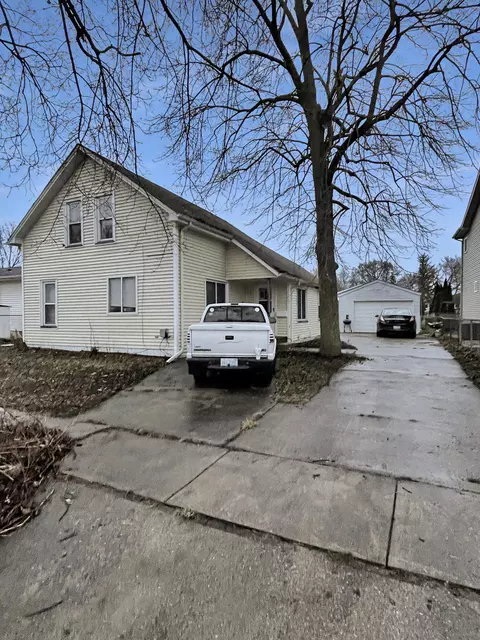 1910 James Street Essexville Mi 48732 St, Essexville, MI 48732