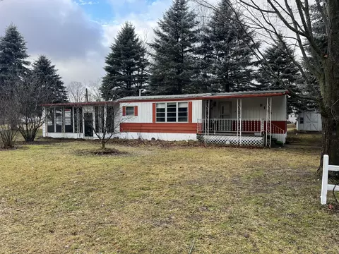 8153 Maple Street Vanderbilt Mi 49795 St, Vanderbilt, MI 49795