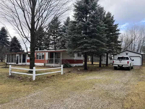 8153 Maple Street Vanderbilt Mi 49795 St, Vanderbilt, MI 49795 photo 2