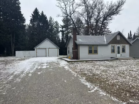 1110 Tisdale Rd, Roscommon, MI 48653