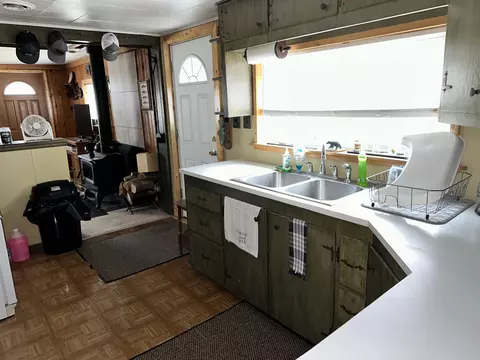 5260 Rose St, Gladwin, MI 48624 photo 6