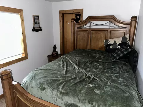 5260 Rose St, Gladwin, MI 48624 photo 9