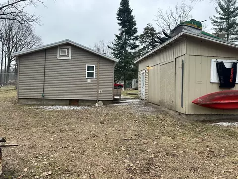 5260 Rose St, Gladwin, MI 48624 photo 17