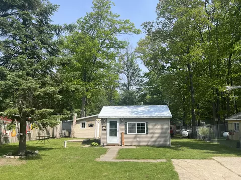 5260 Rose Street Gladwin Mi 48624 St, Gladwin, MI 48624