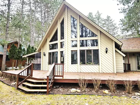 1958 Michaywe Drive Gaylord Mi 49735 Dr, Gaylord, MI 49735