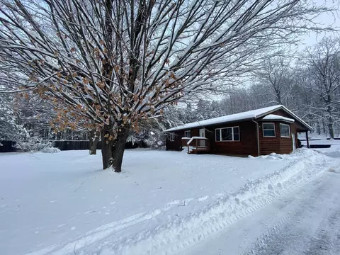 2420 Cedar Run Rd, Mio, MI 48647