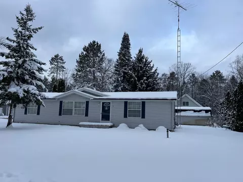140 Funston Avenue Roscommon Mi 48653 Ave, Roscommon, MI 48653