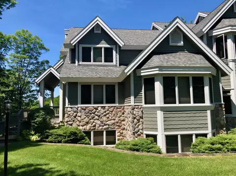 4550 Fazio Drive Unit 4a Gaylord Mi 49735 Dr UNIT 4A, Gaylord, MI 49735