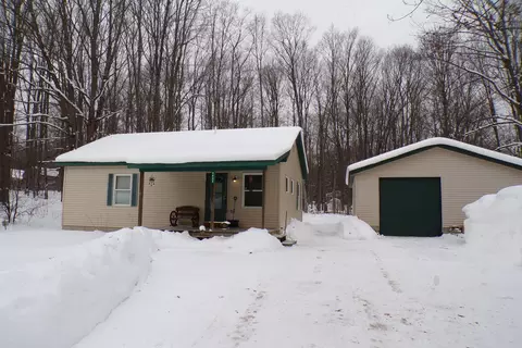 4682 E Circle Drive Ne Kalkaska Mi 49646 Dr #NE, Kalkaska, MI 49646