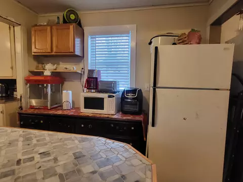 Kitchen - 305 State Street Grayling Mi 49738 St, Grayling, MI 49738 photo 6 of 10